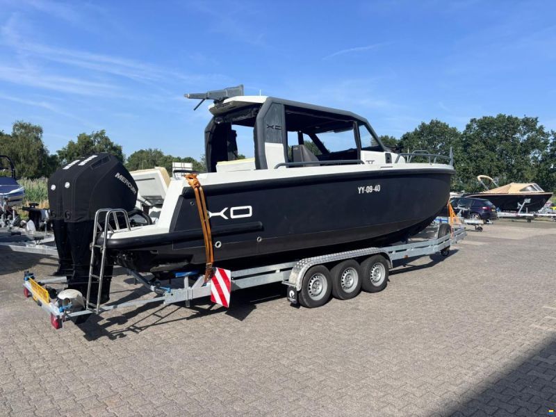 XO Boats DFNDR 9