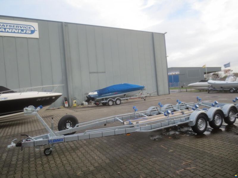3500kg