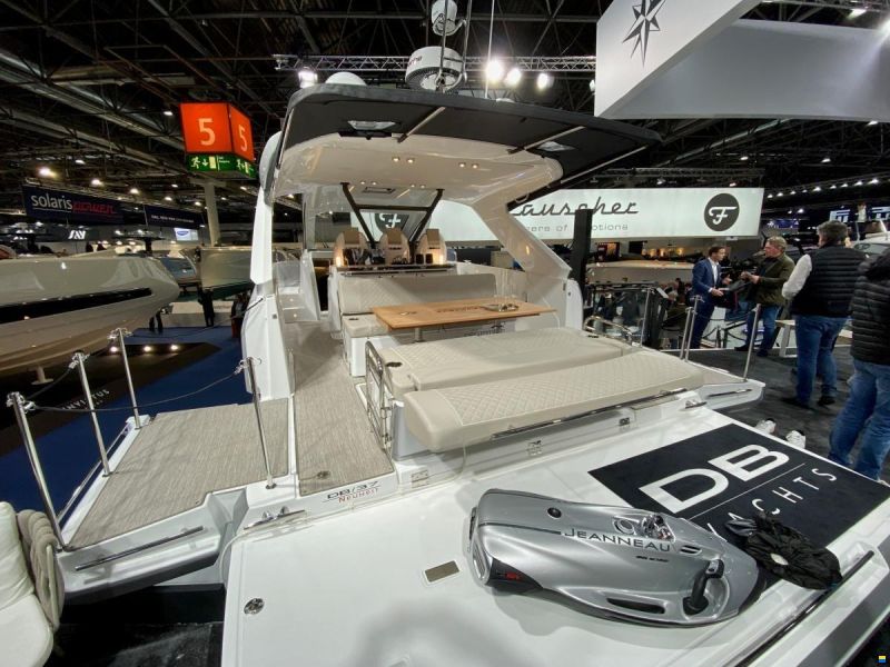 Jeanneau DB-37