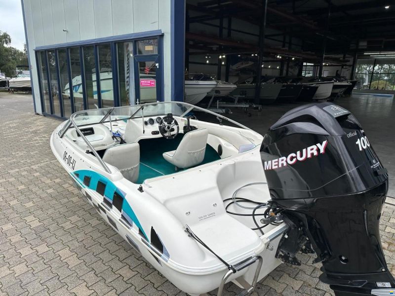 Larson Boats Flyer 166 BR