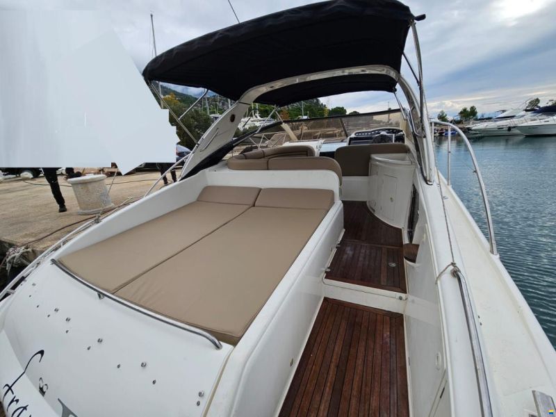 Princess V42