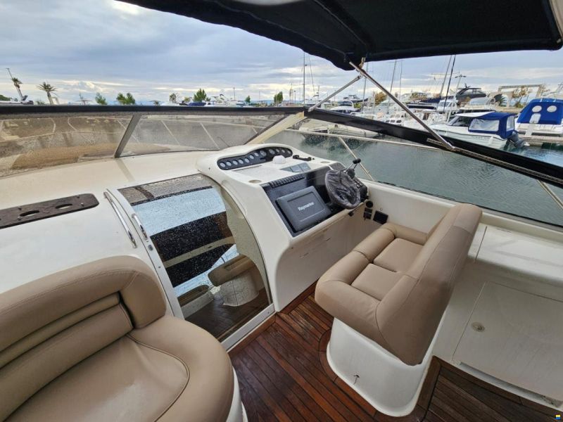 Princess V42