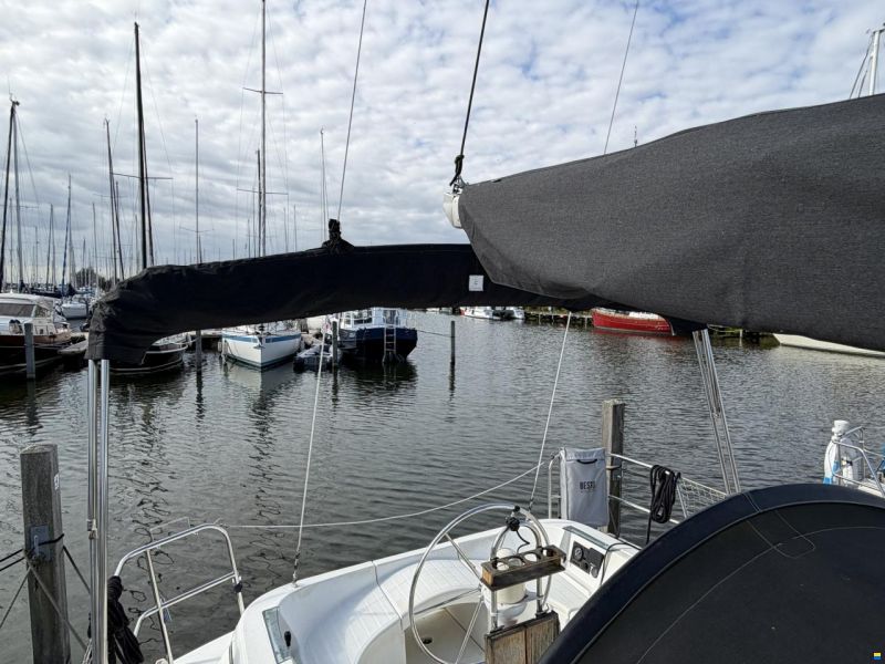 Beneteau Oceanis 321