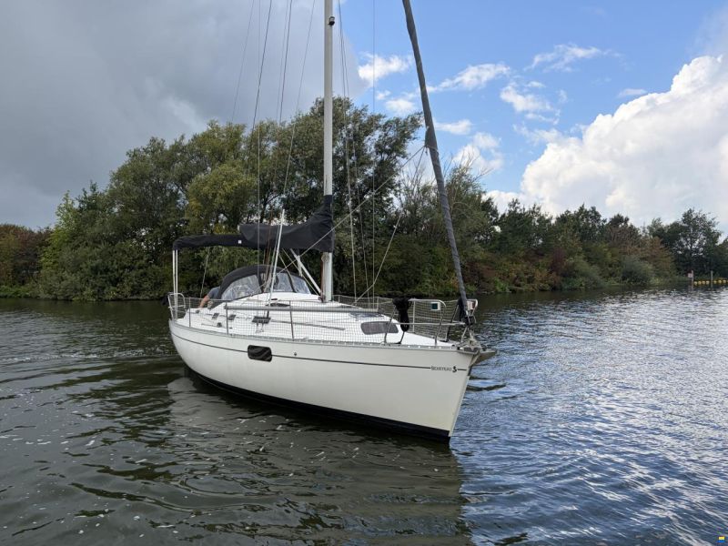 Beneteau Oceanis 321