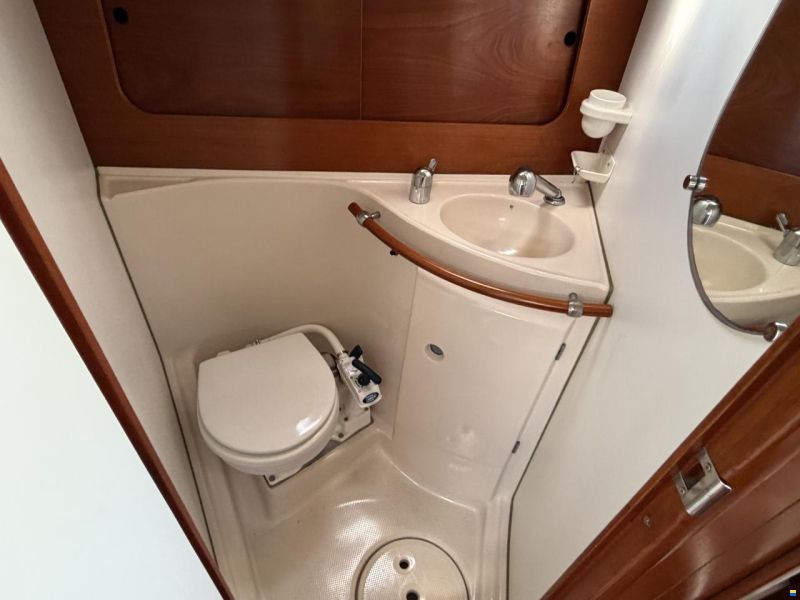 Beneteau Oceanis 321