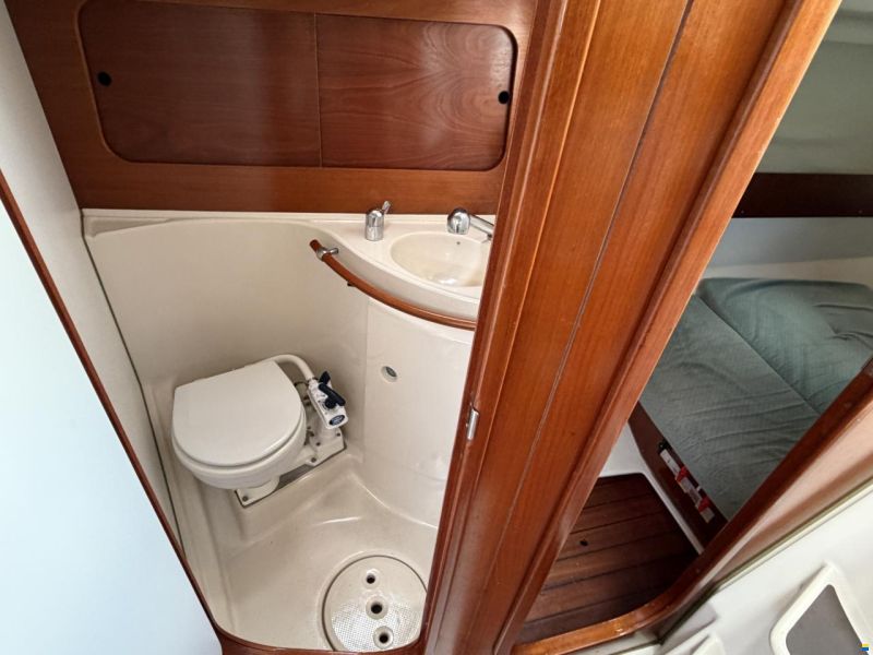 Beneteau Oceanis 321