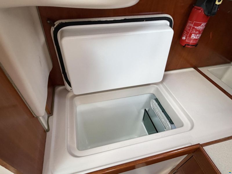Beneteau Oceanis 321