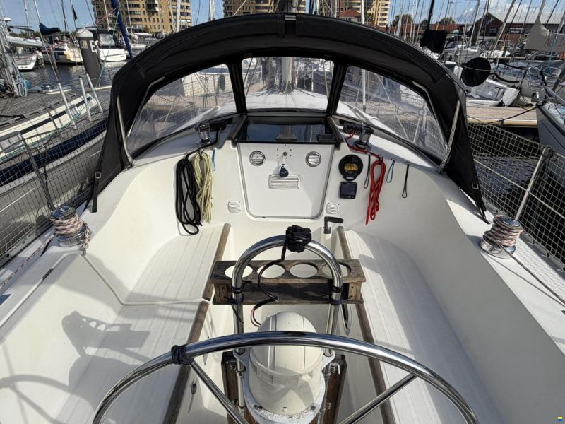 Beneteau Oceanis 321