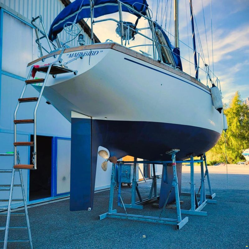 Dufour 35