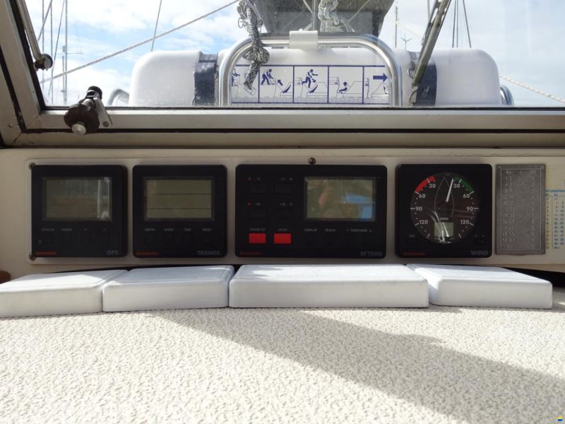 Hallberg-Rassy 352 MKII