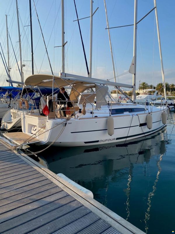 DUFOUR 360 GRAND LARGE