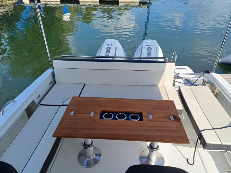 Jeanneau Cap Camarat 9.0WA Serie 2