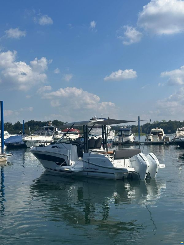 Jeanneau Cap Camarat 9.0WA Serie 2