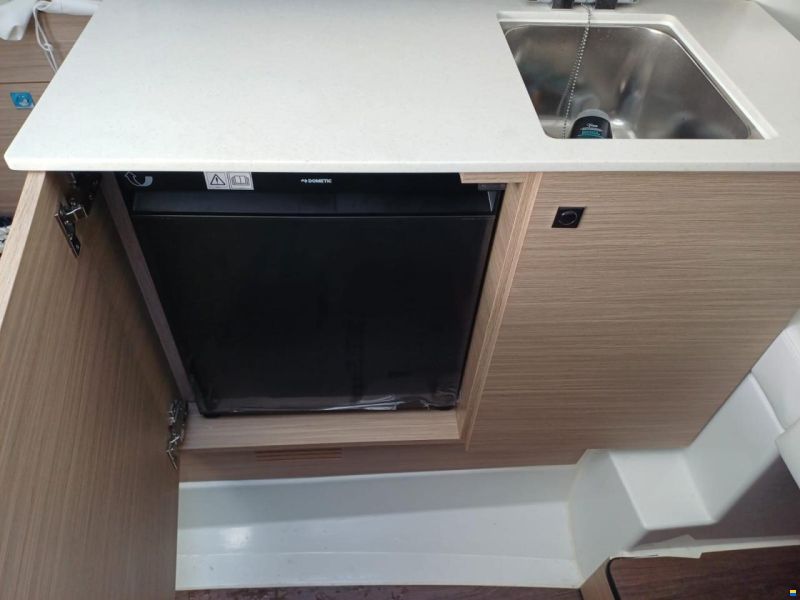 Jeanneau Cap Camarat 9.0WA Serie 2