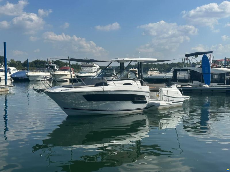 Jeanneau Cap Camarat 9.0WA Serie 2