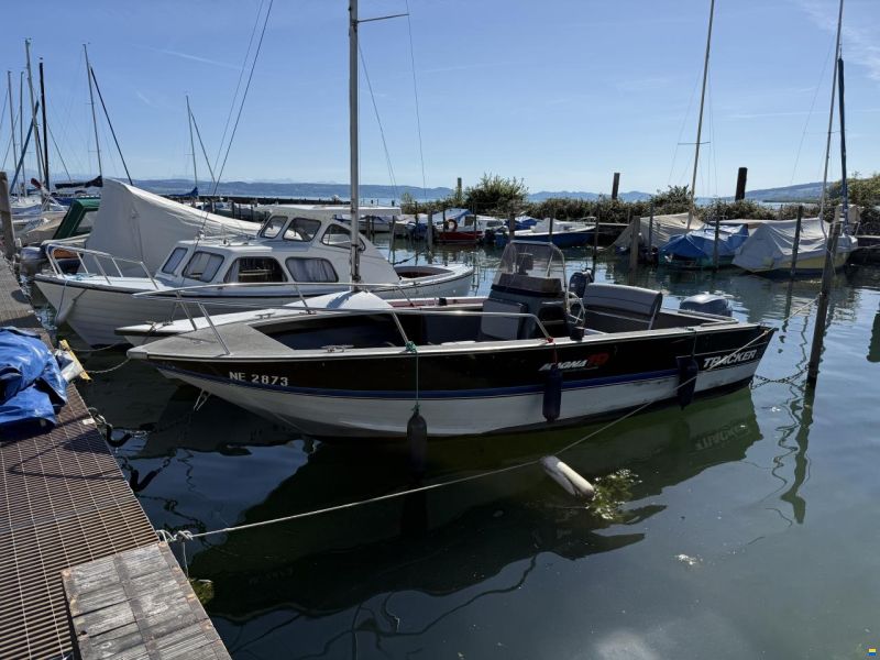Tracker Marine Magna 19 CC