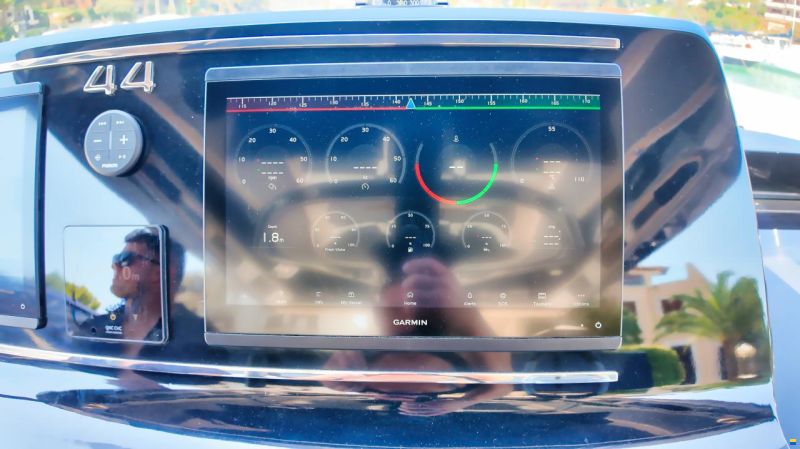 Solaris Power 44 Open