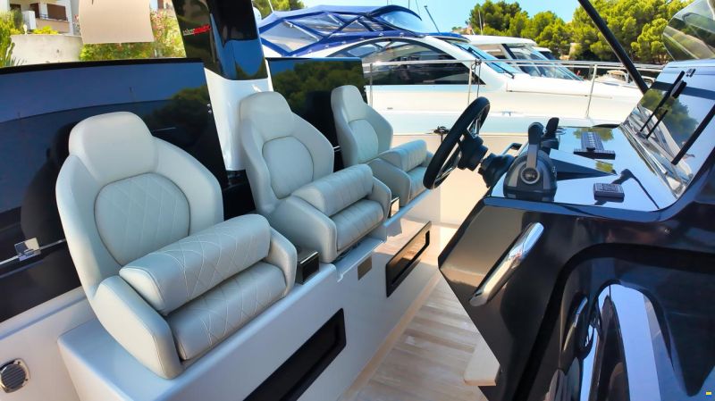 Solaris Power 44 Open
