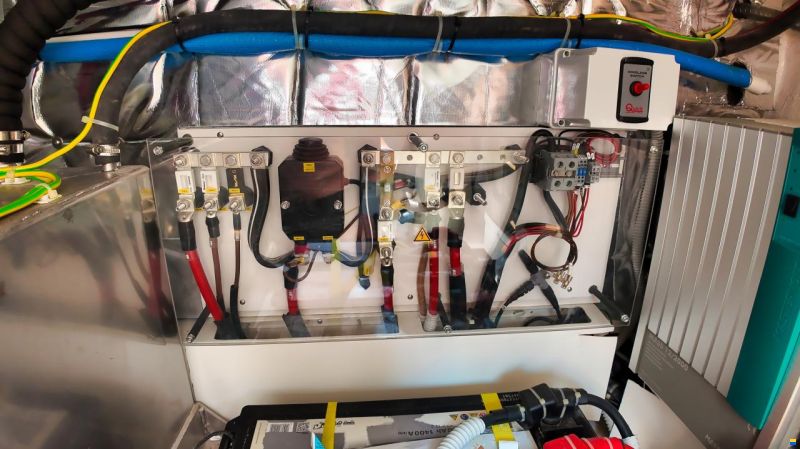 Solaris Power 44 Open