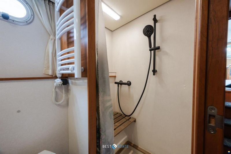 Linssen Grand Sturdy 45.9 AC Twin