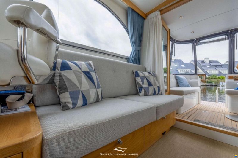 Vedette 33 Salon Comfort Line