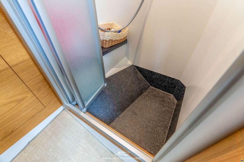 Vedette 33 Salon Comfort Line