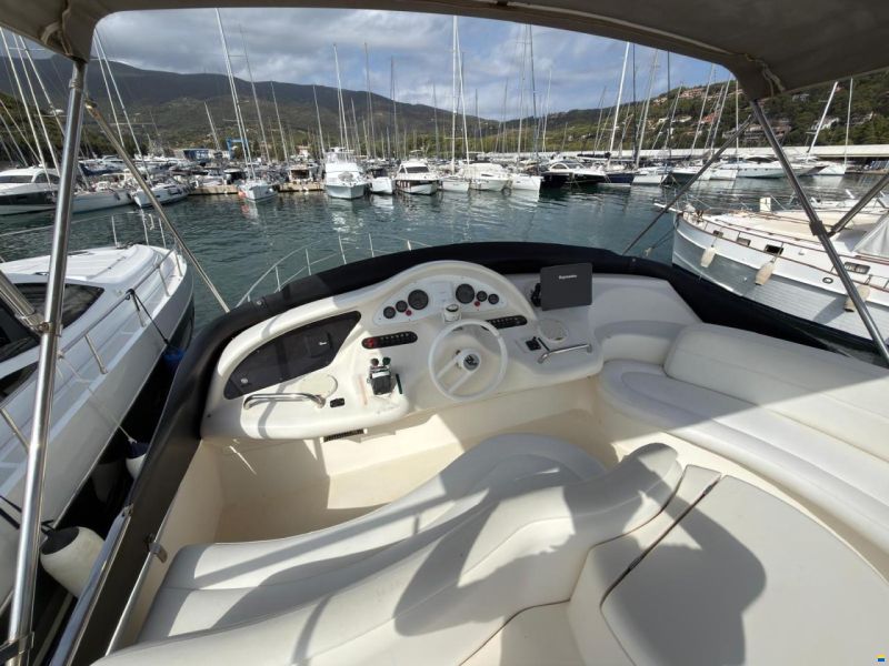 Azimut 46 Fly