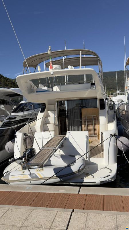 Azimut 46 Fly