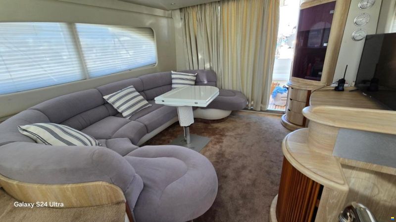 Azimut 46 Fly