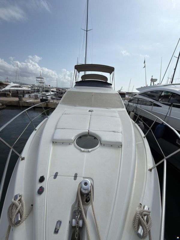 Azimut 46 Fly