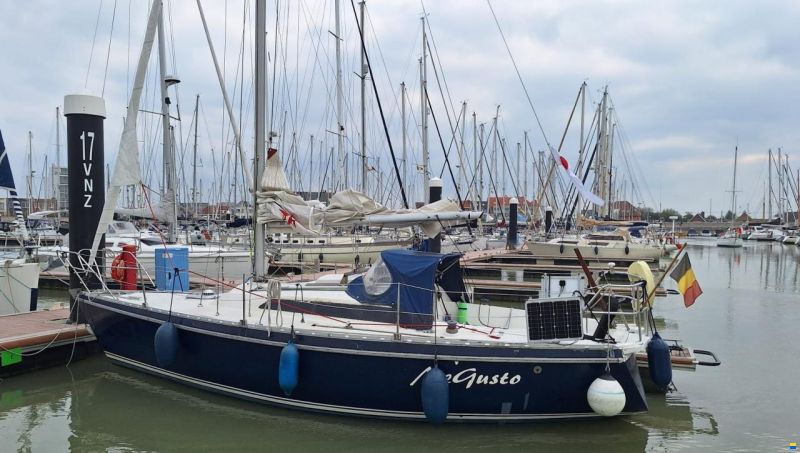 Jeanneau Aquila 28