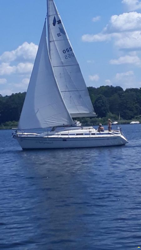 Bavaria 30 Plus
