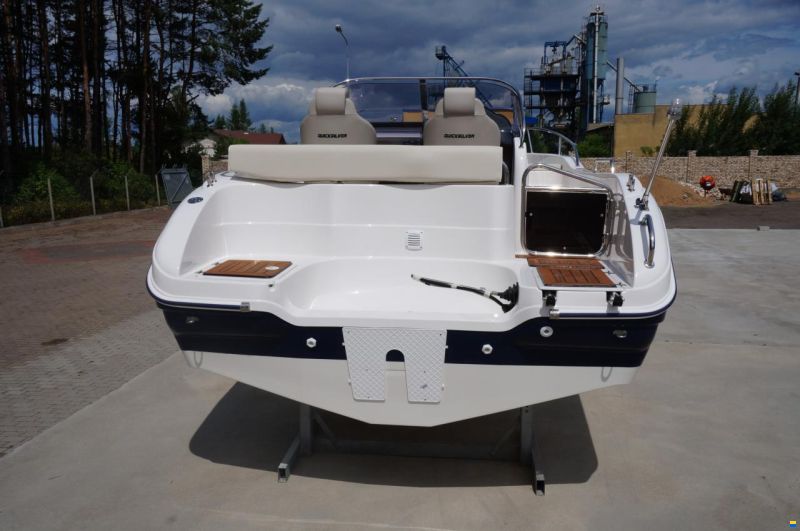 SUN CRUISER 650