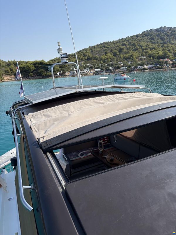 Sealine SC 35