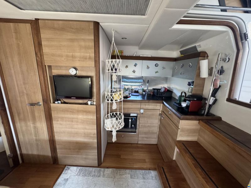 Sealine SC 35