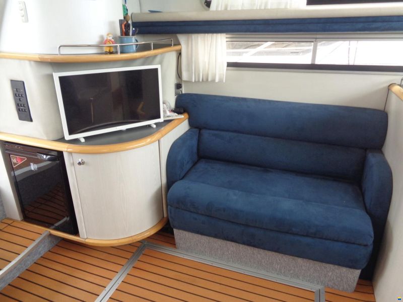 Sealine 360