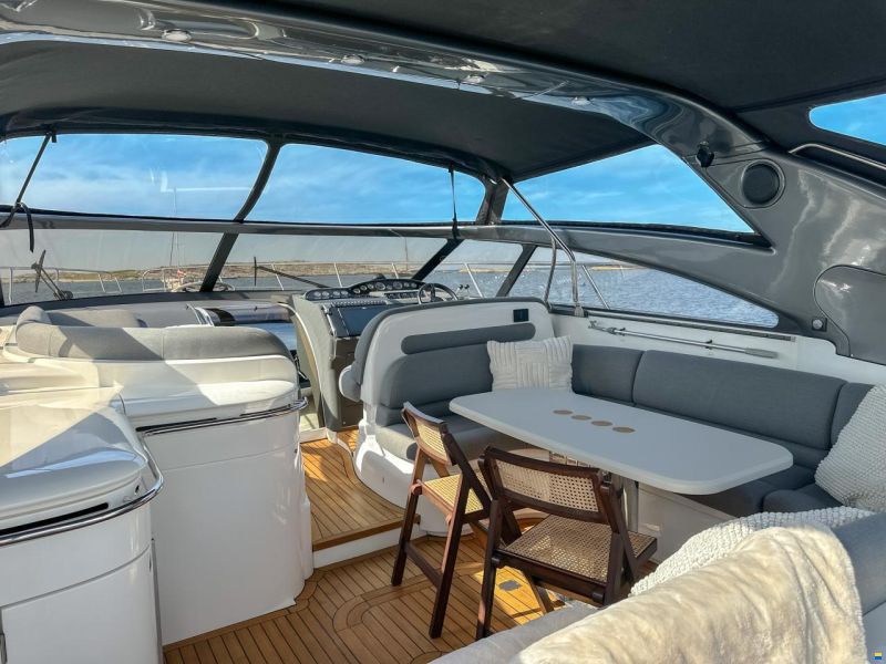 Princess V50 Open