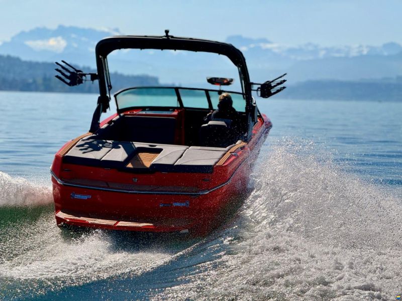MasterCraft NXT20 Wakeboard & Wakesurf