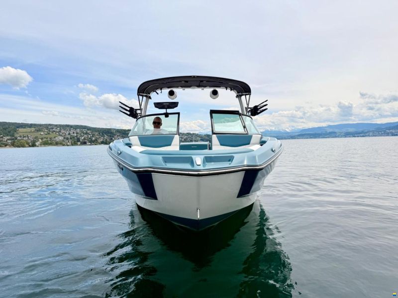 MasterCraft NXT23 Wakeboard & Wakesurf