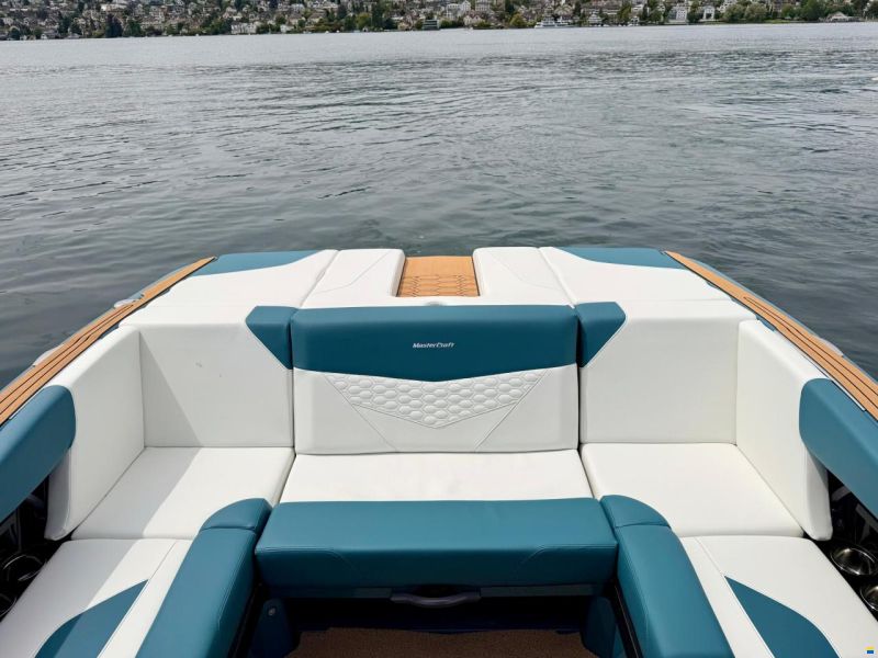 MasterCraft NXT23 Wakeboard & Wakesurf