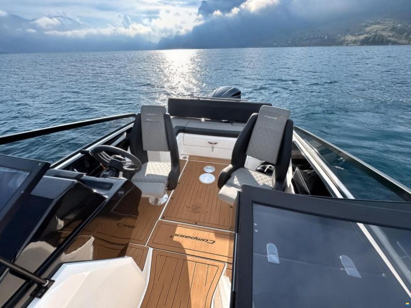 Compass Boats Bowrider BR7