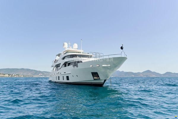 Benetti DELFINO 93