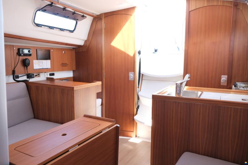J Boats J/97E