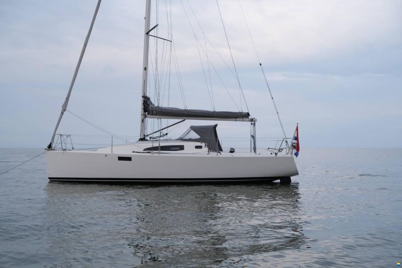 J Boats J/97E