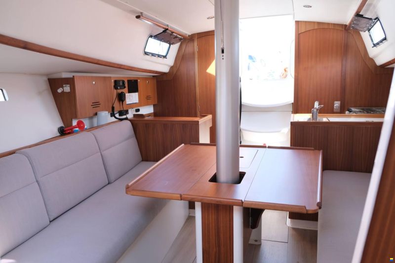 J Boats J/97E