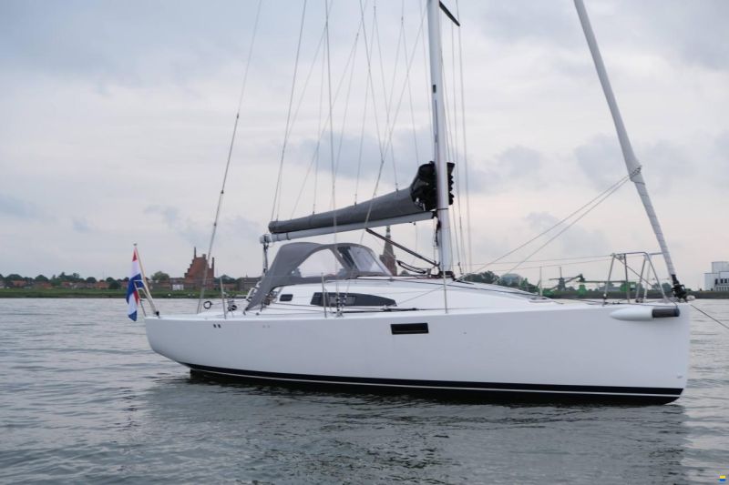J Boats J/97E