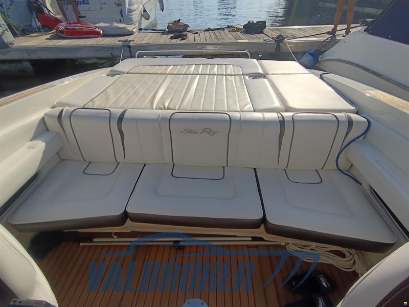 Sea Ray 240 SUN SPORT