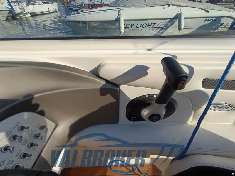 Sea Ray 240 SUN SPORT