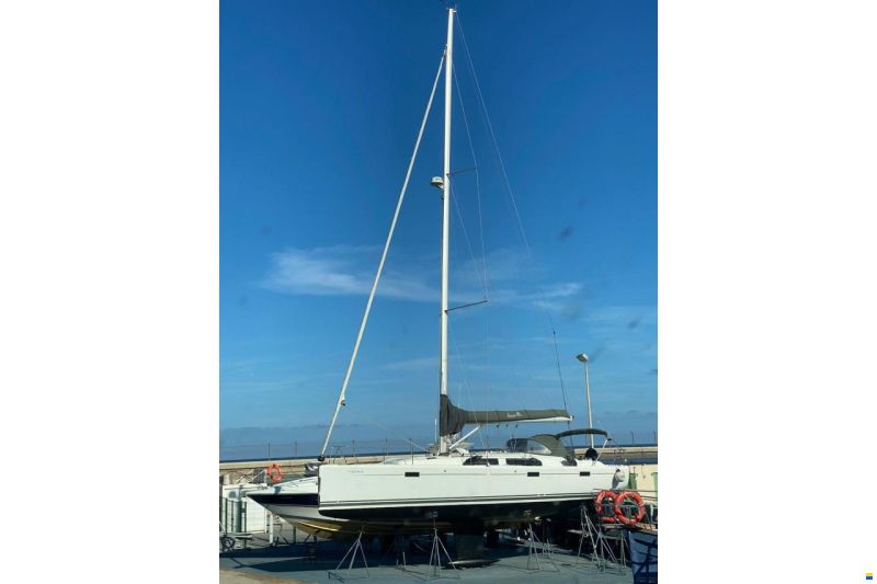 Hanse 415