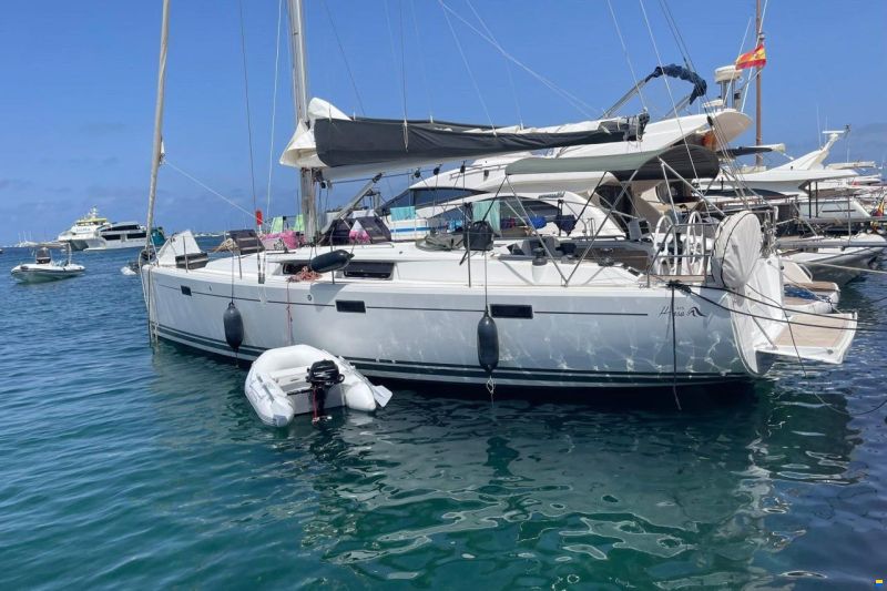 Hanse 415